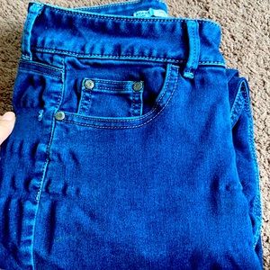 Mid rise skinny jeans